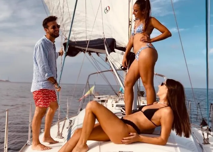 Úszó hotel Boat And Breakfast Bari